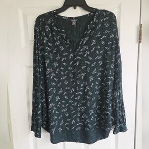 Eddie Bauer ✨️ Green Women's Blouse